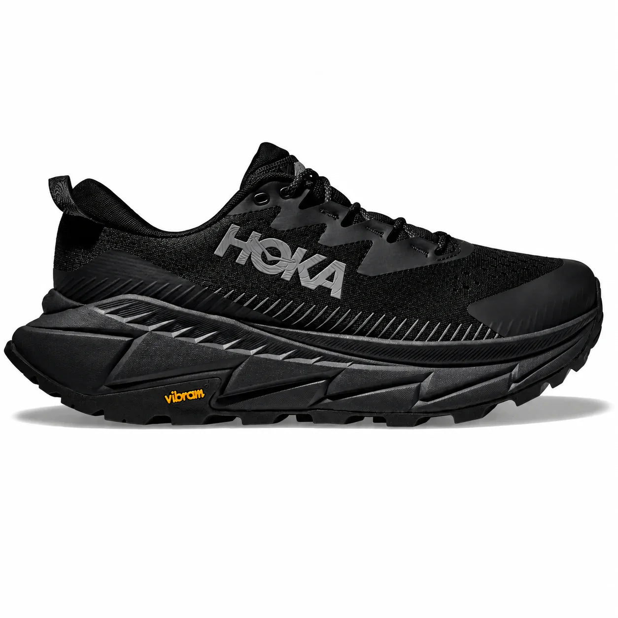 Skyline Triple Black