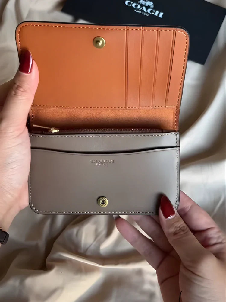 ESSENTIAL SLIM CARD CASE