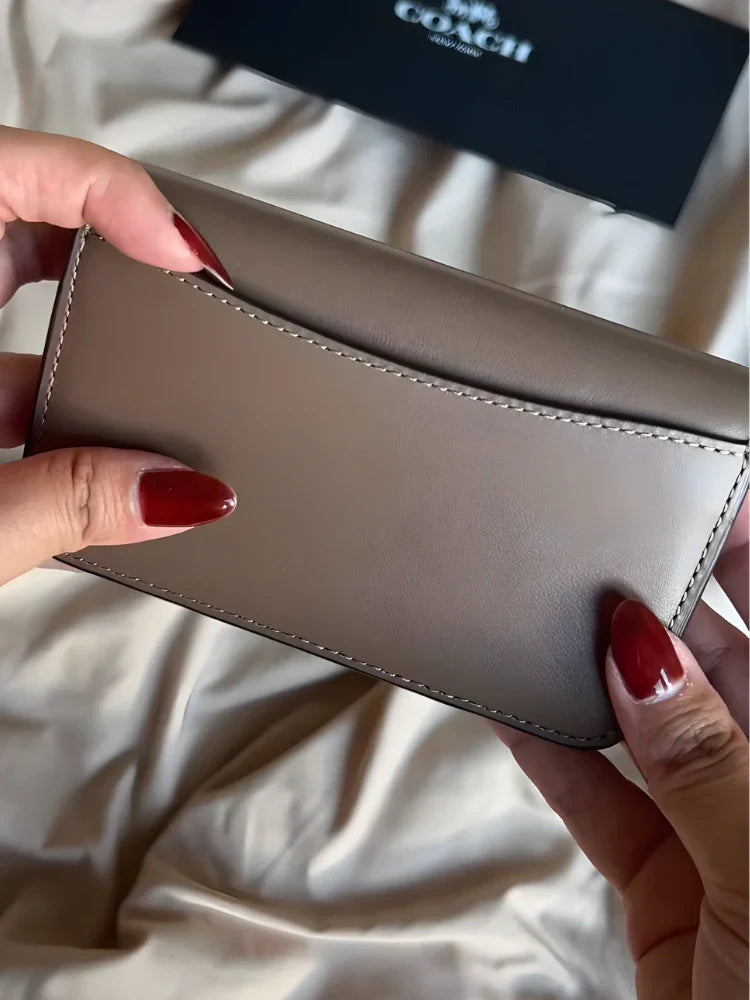 ESSENTIAL SLIM CARD CASE